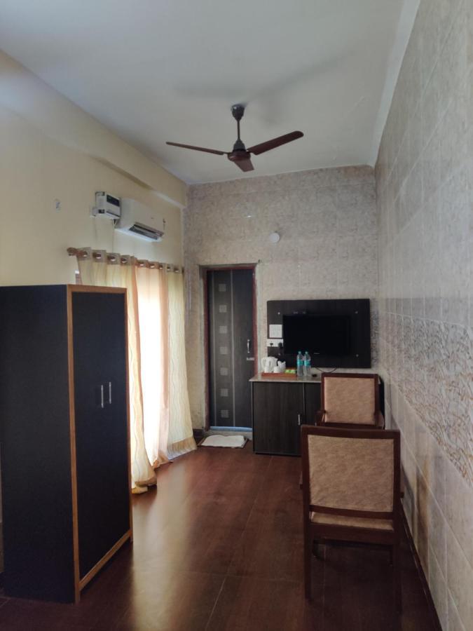 فندق كونوار ريزدنسي Rishīkesh المظهر الخارجي الصورة